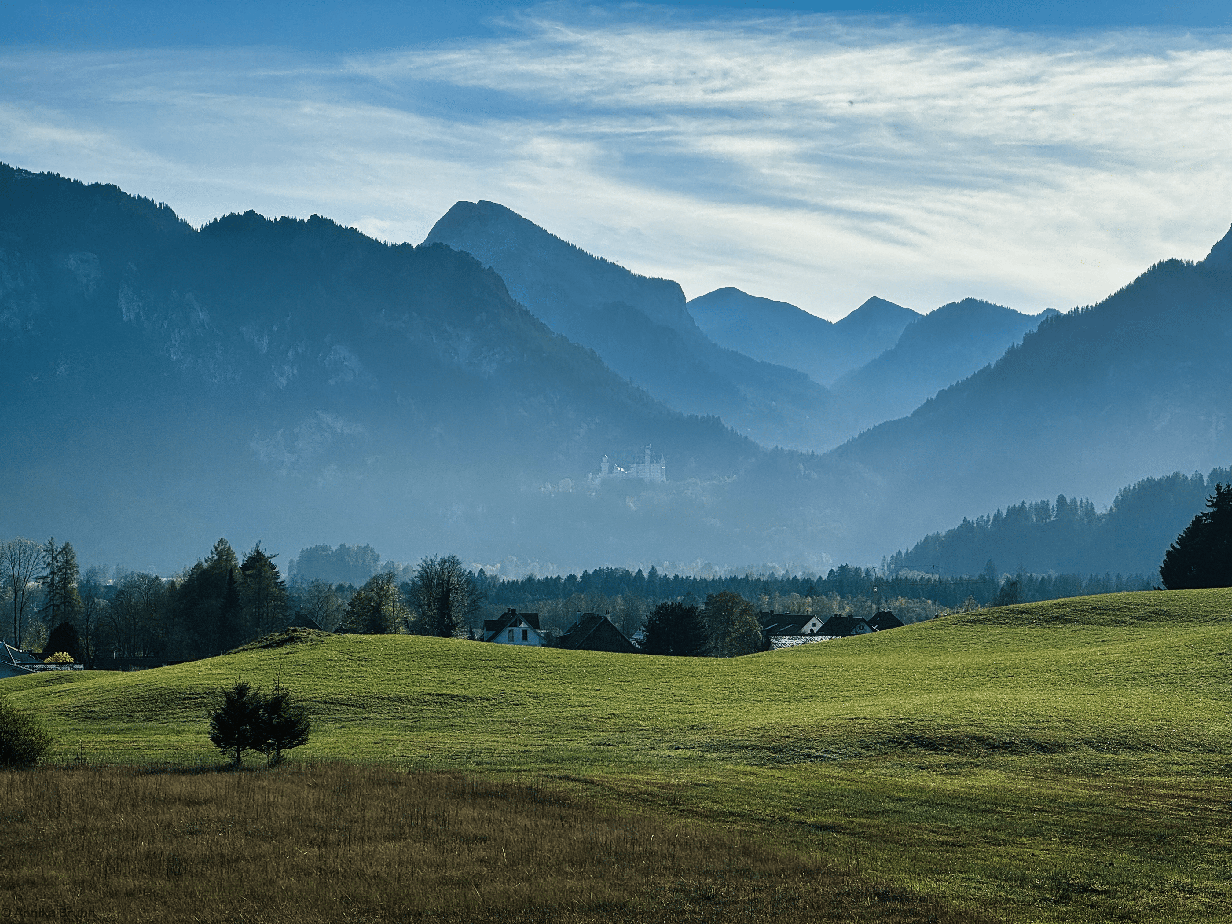 Bergpanoramen mit dem Schloss Neuschwanstein